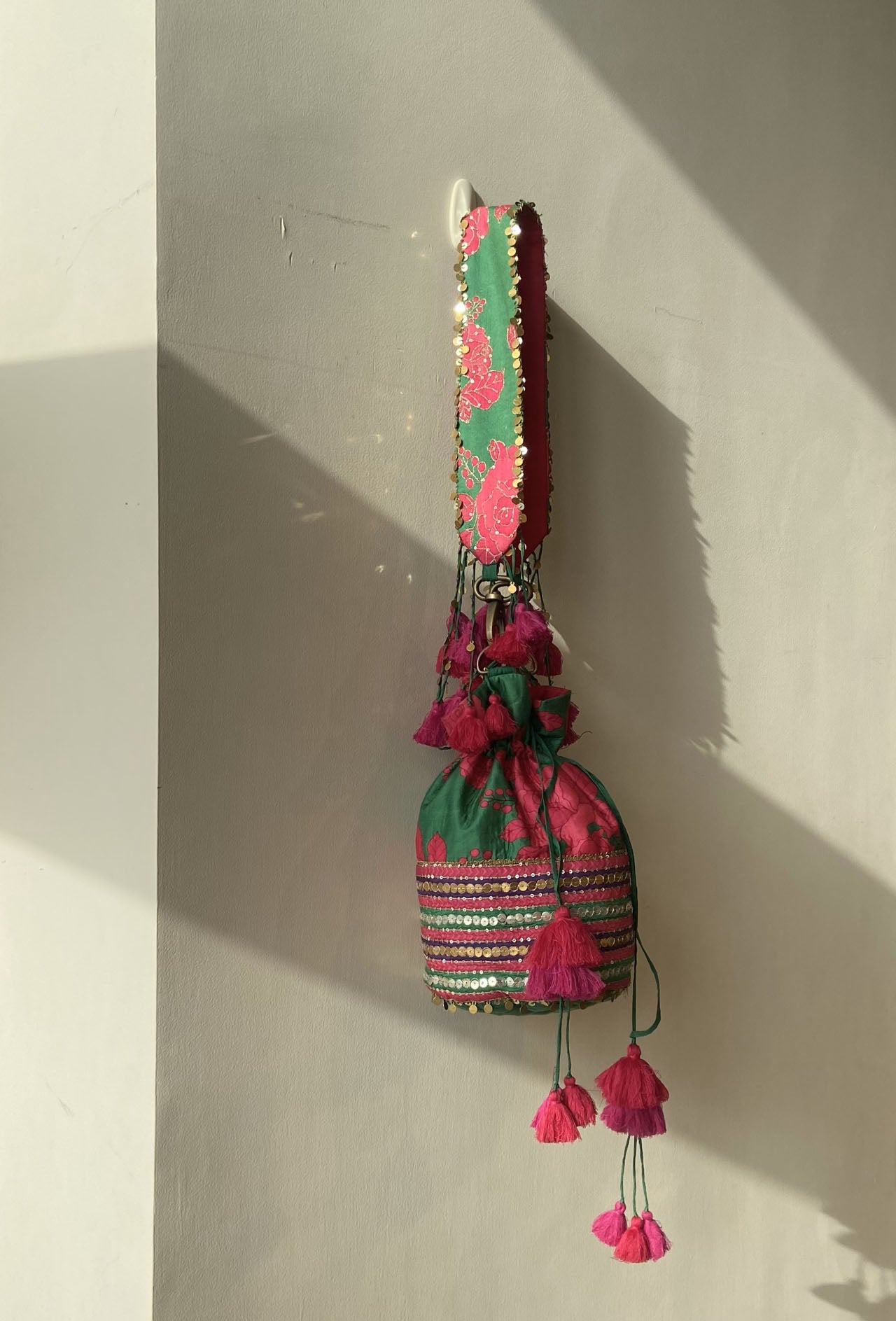 Dark green floral-striped dual printed embroidered bucket bag