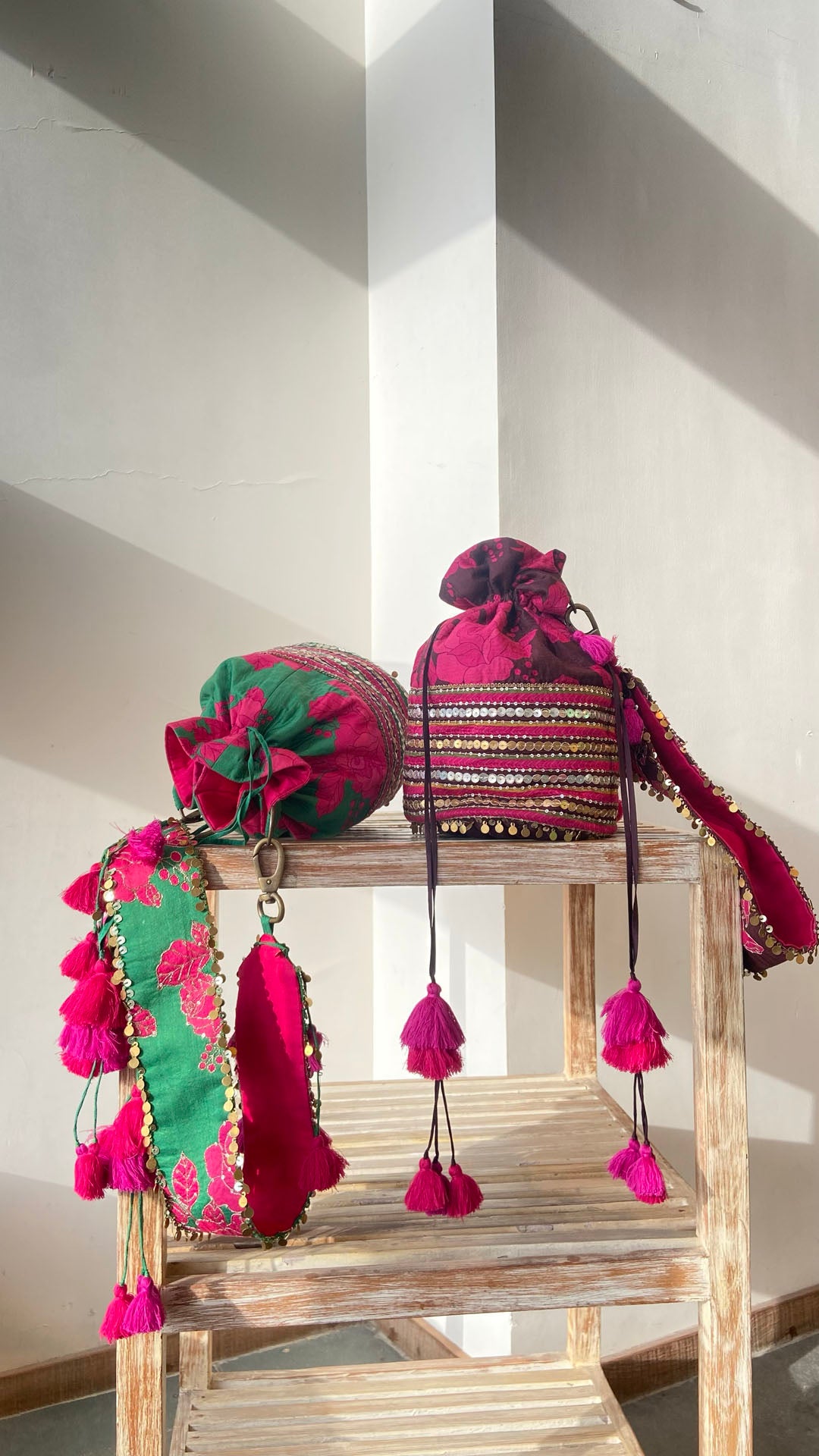 Dark green floral-striped dual printed embroidered bucket bag