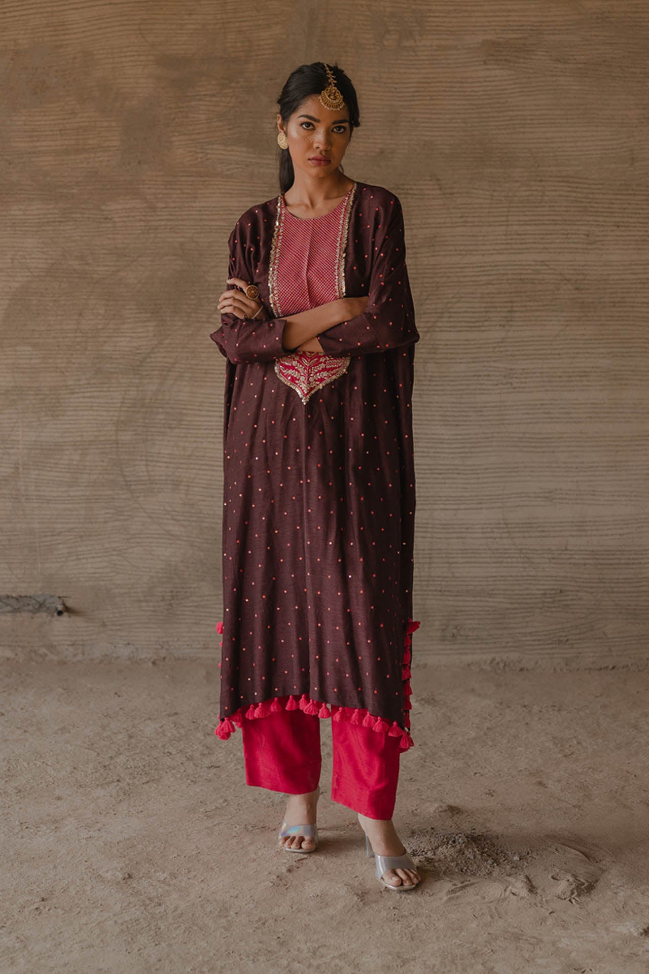 Brown Bandhej Kaftan With Pink Pants