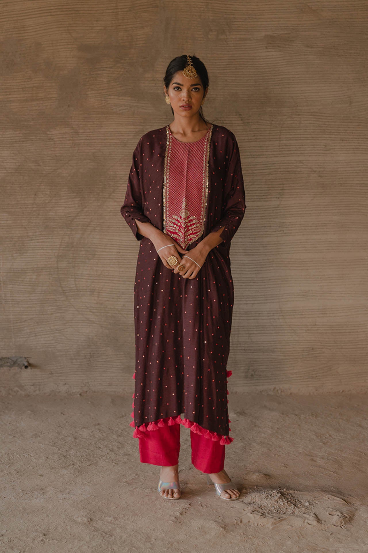 Brown Bandhej Kaftan With Pink Pants