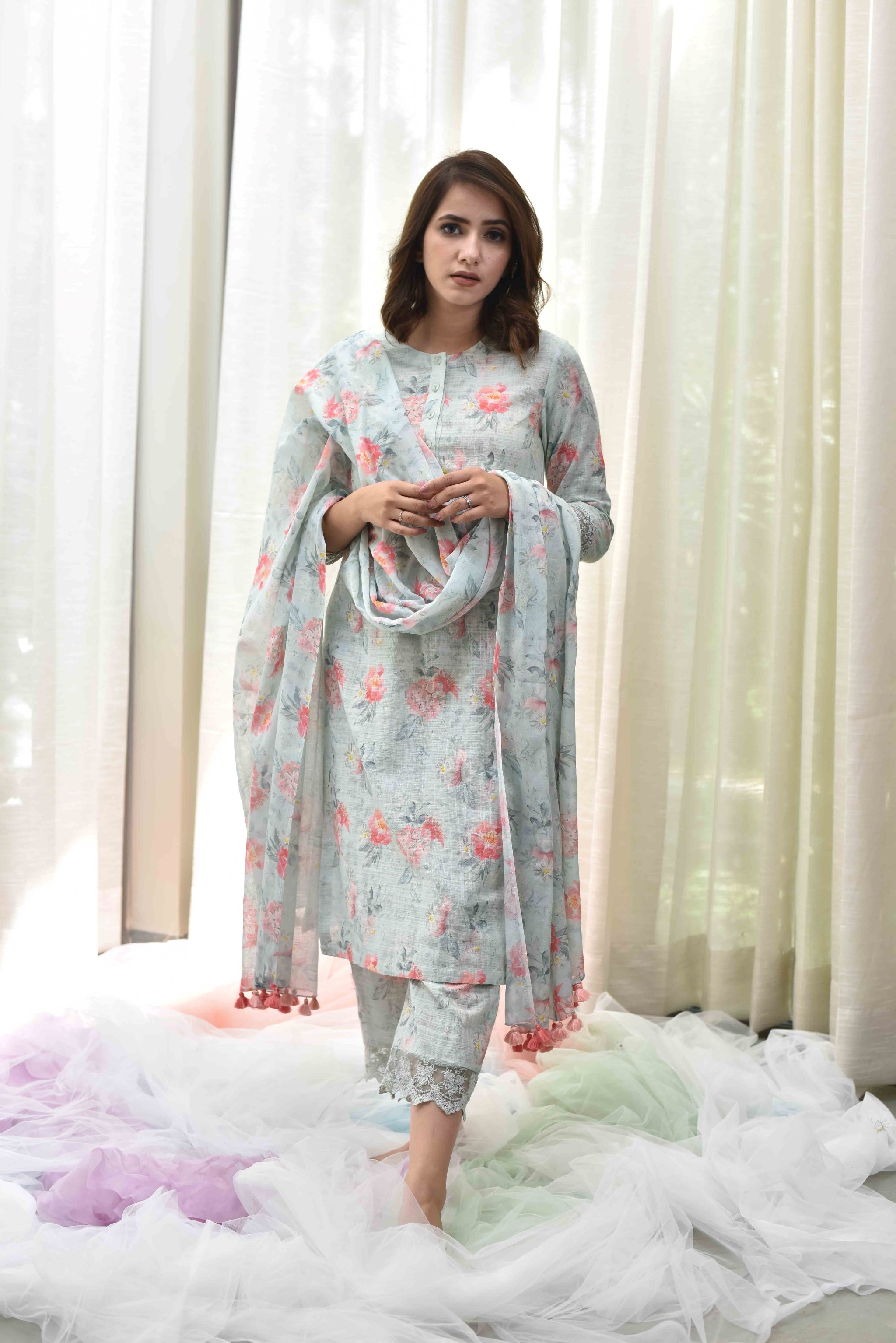 Sea Green Printed Kurta With Pants