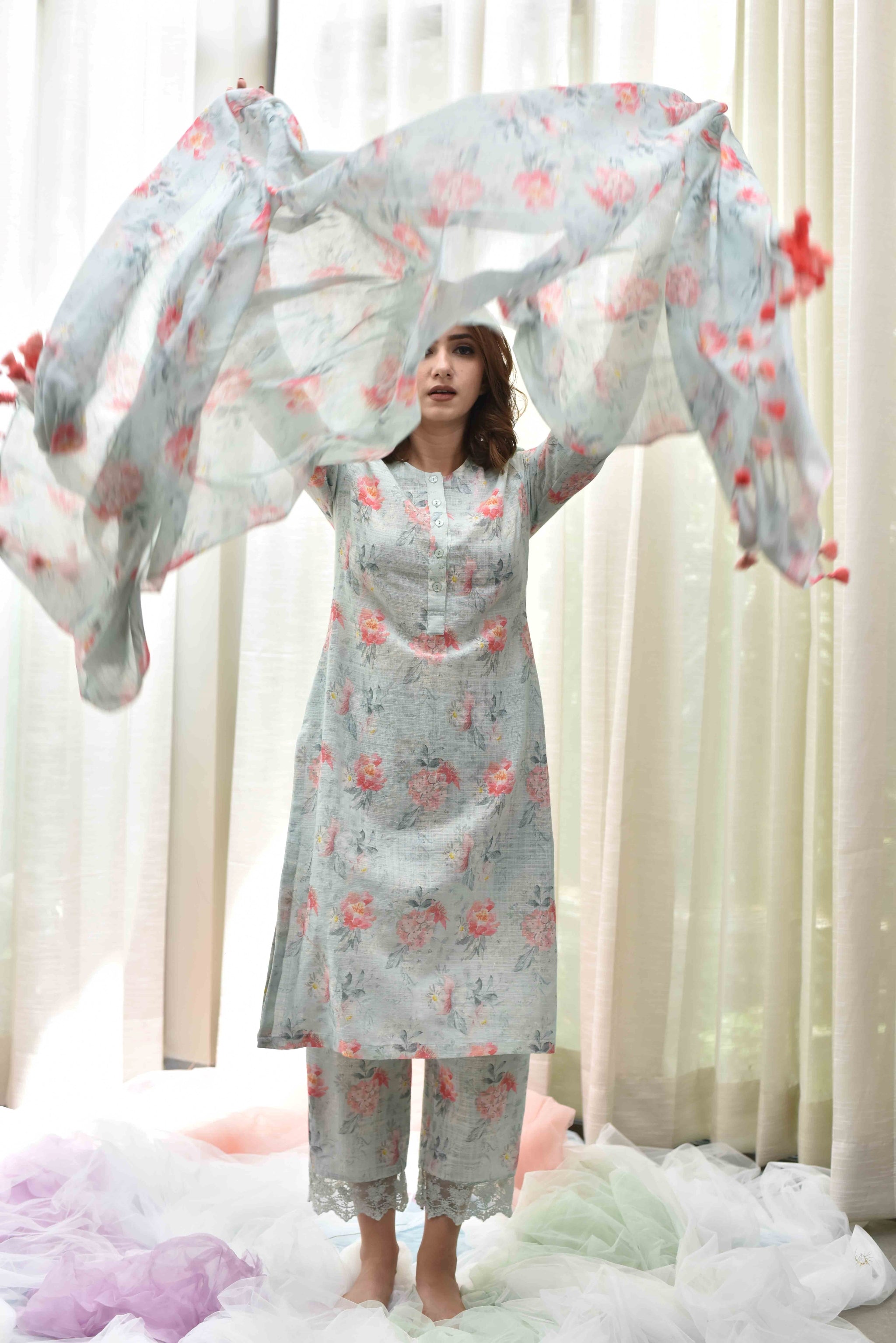 Sea Green Printed Kurta With Pants