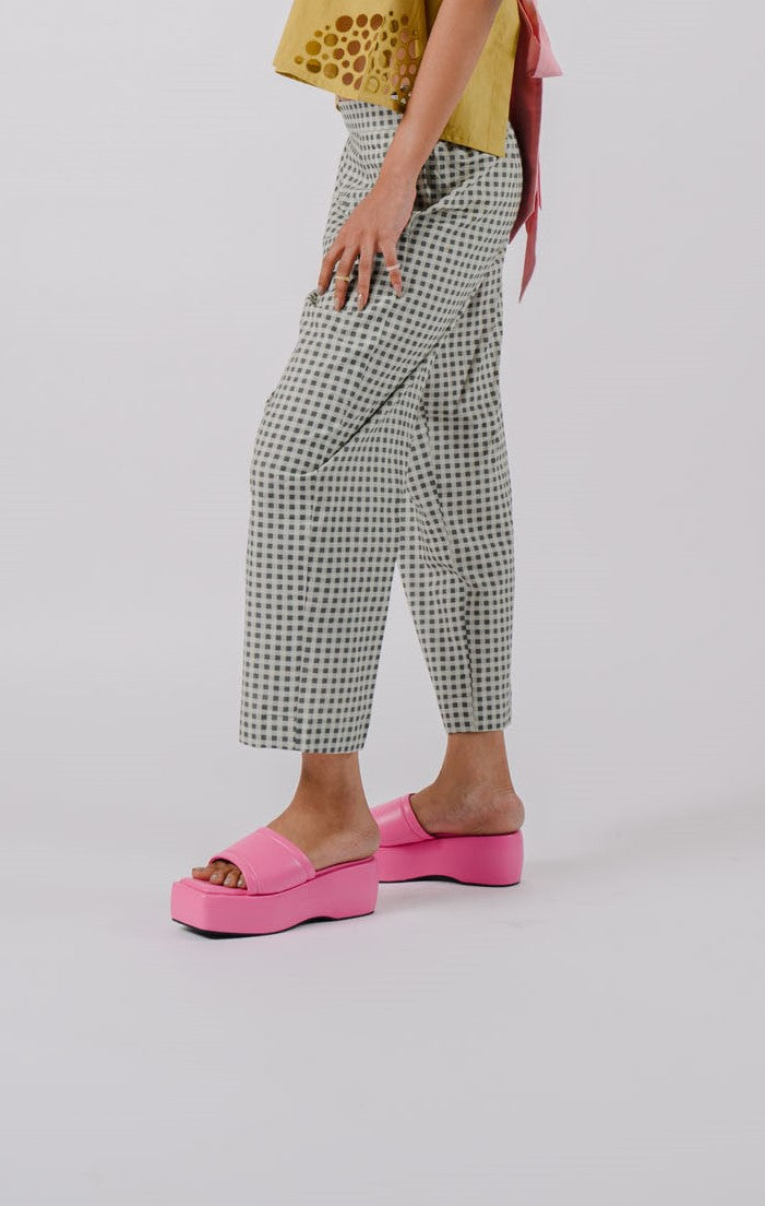 Black and white small checkered pants