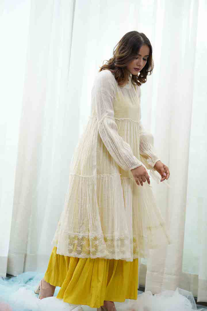 Off-white Tiered Dress And Yellow Inner With Frills