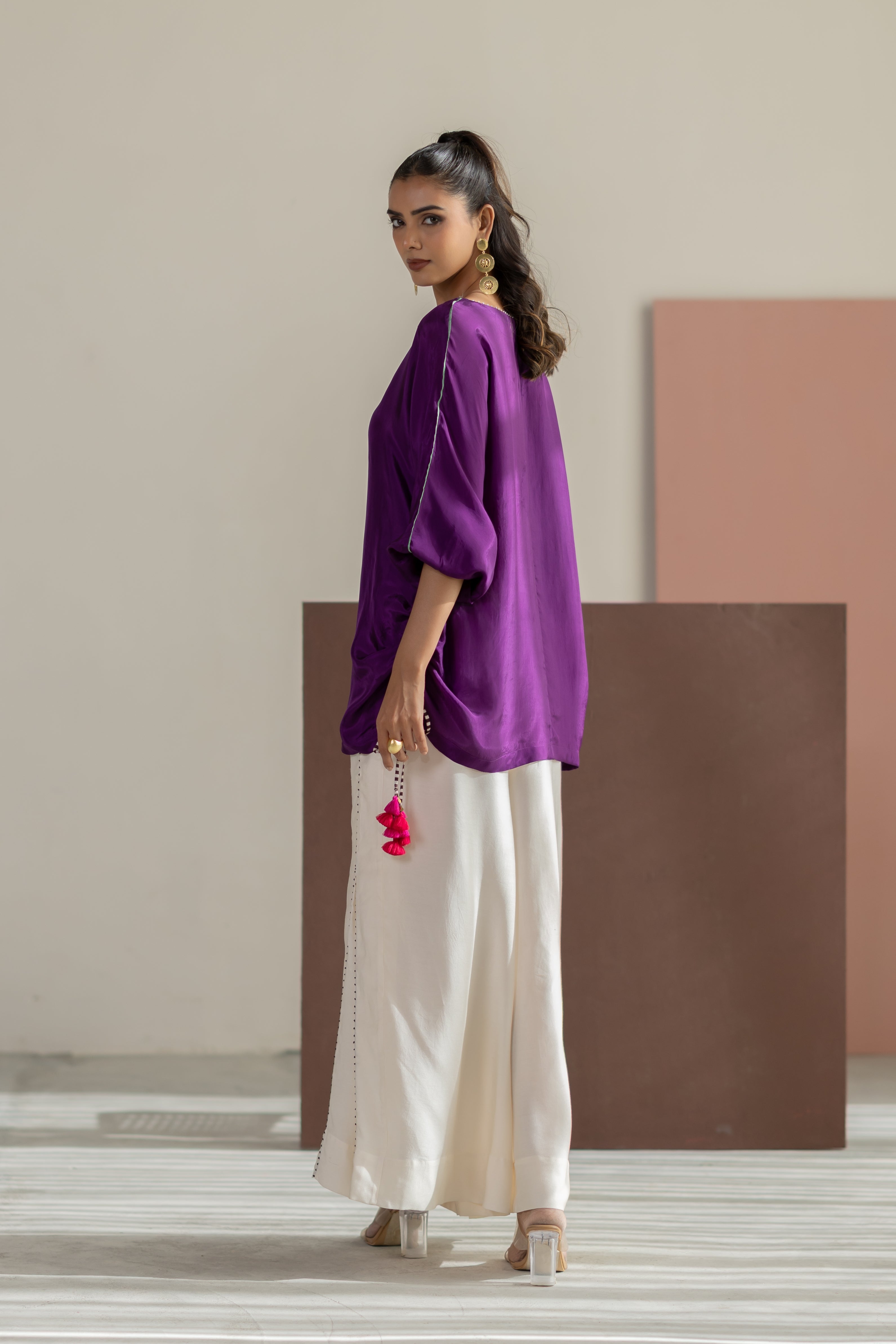Purple and offwhite set