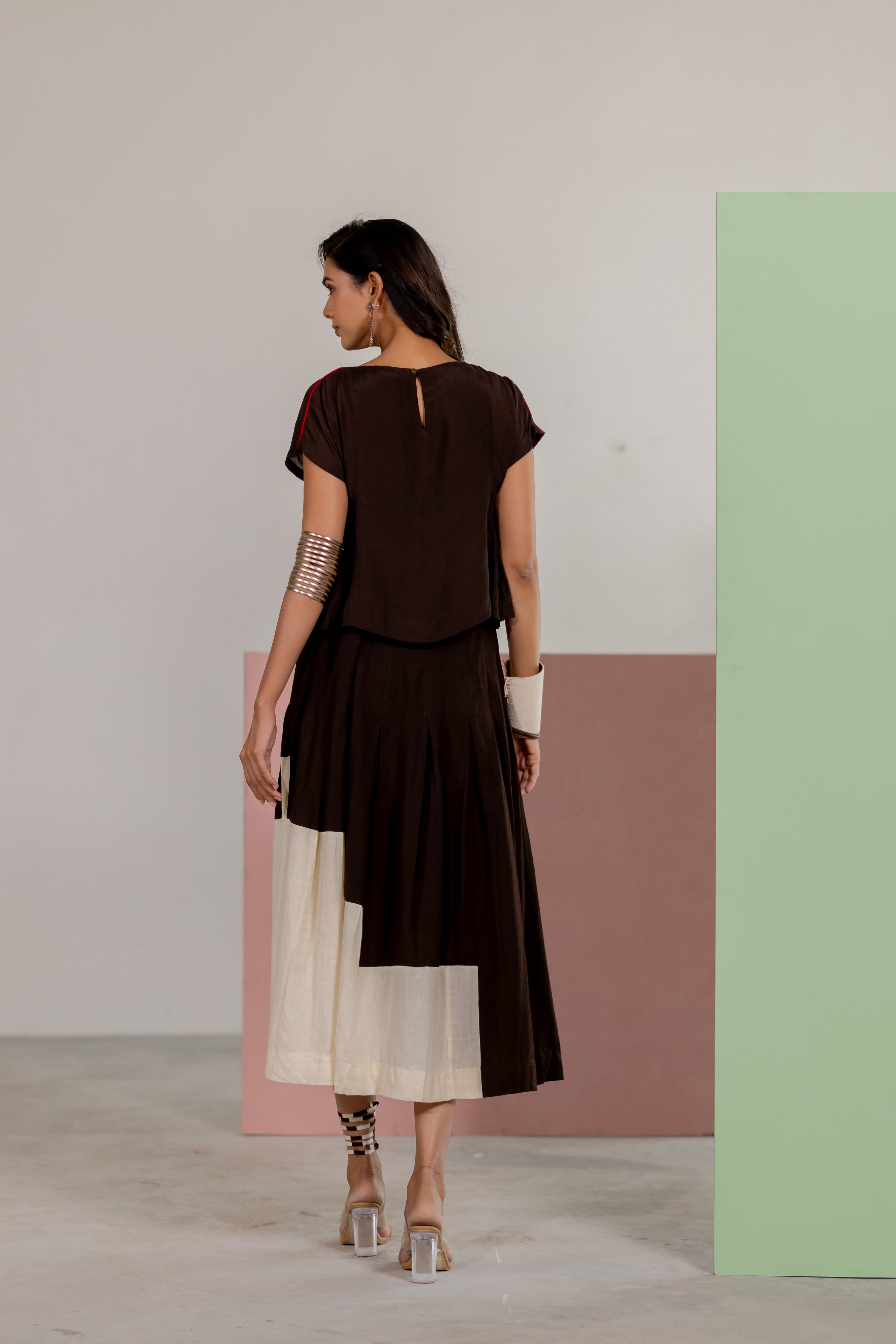 Brown skirt set