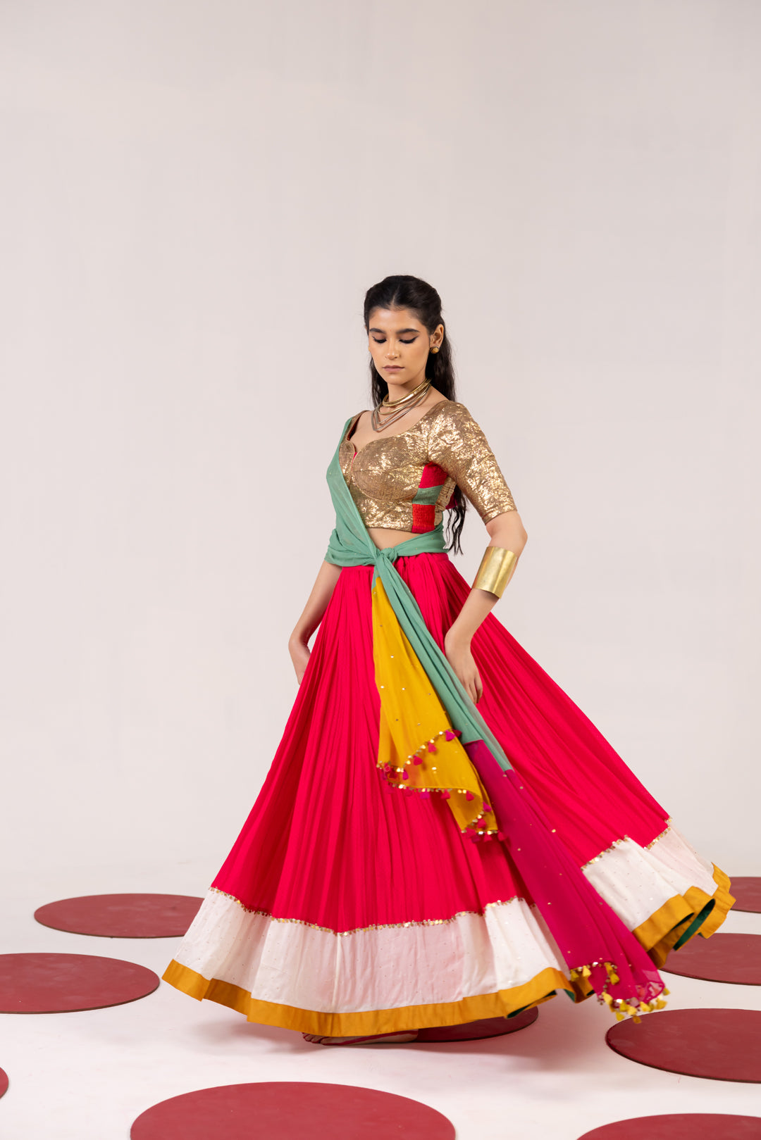 GOLDEN GOTA AND OFF WHITE/ PINK LEHENGA SET