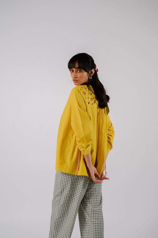 Yellow Drawstrings Shirt With Checkered Pants