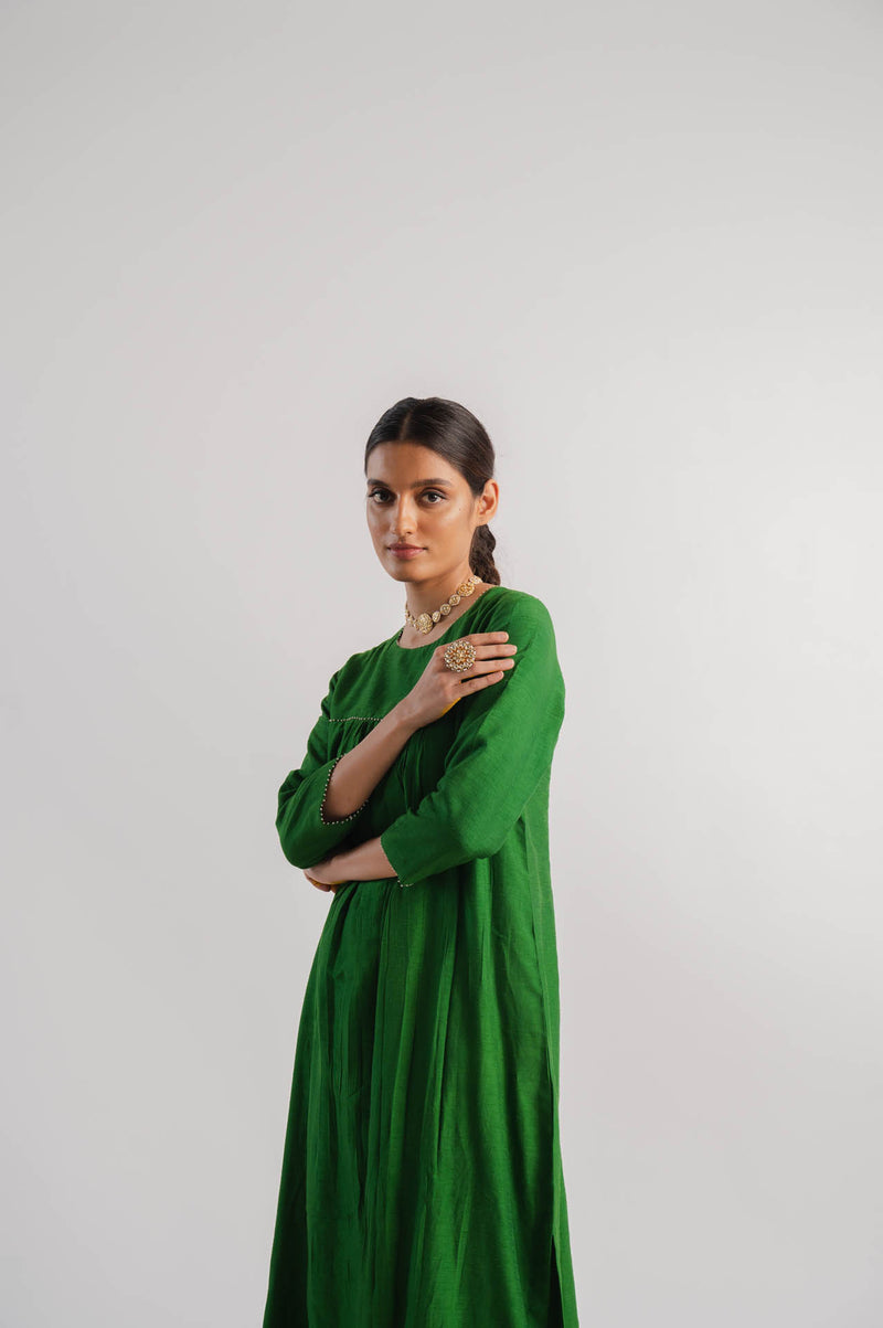 Green Round Neck Slub Kurta Set