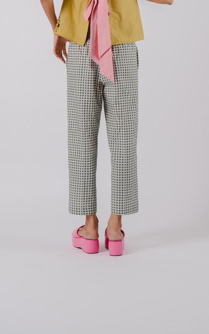 Black and white small checkered pants
